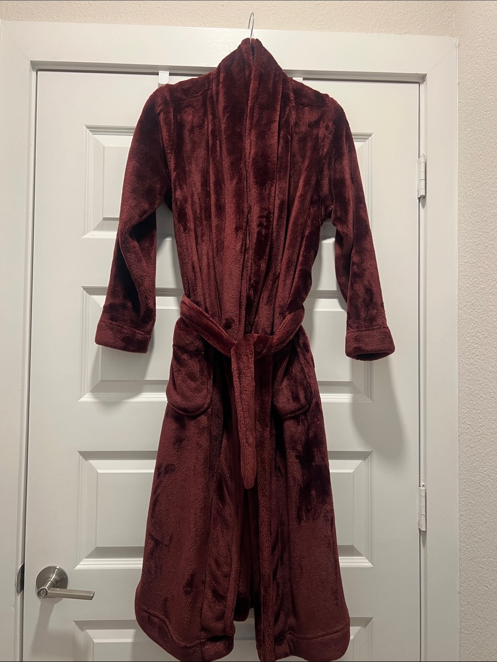 Stars Above Maroon Fleece Robe